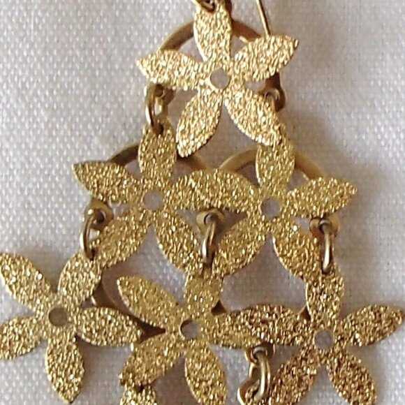 Earrings Beautiful Shiny Glittery Gold-Tone Floral Drop Dangling Pre-Owned Nice - Picture 3 of 5